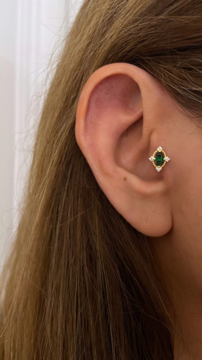 Zümrüt Yeşili Oval Taşlı Gold Piercing