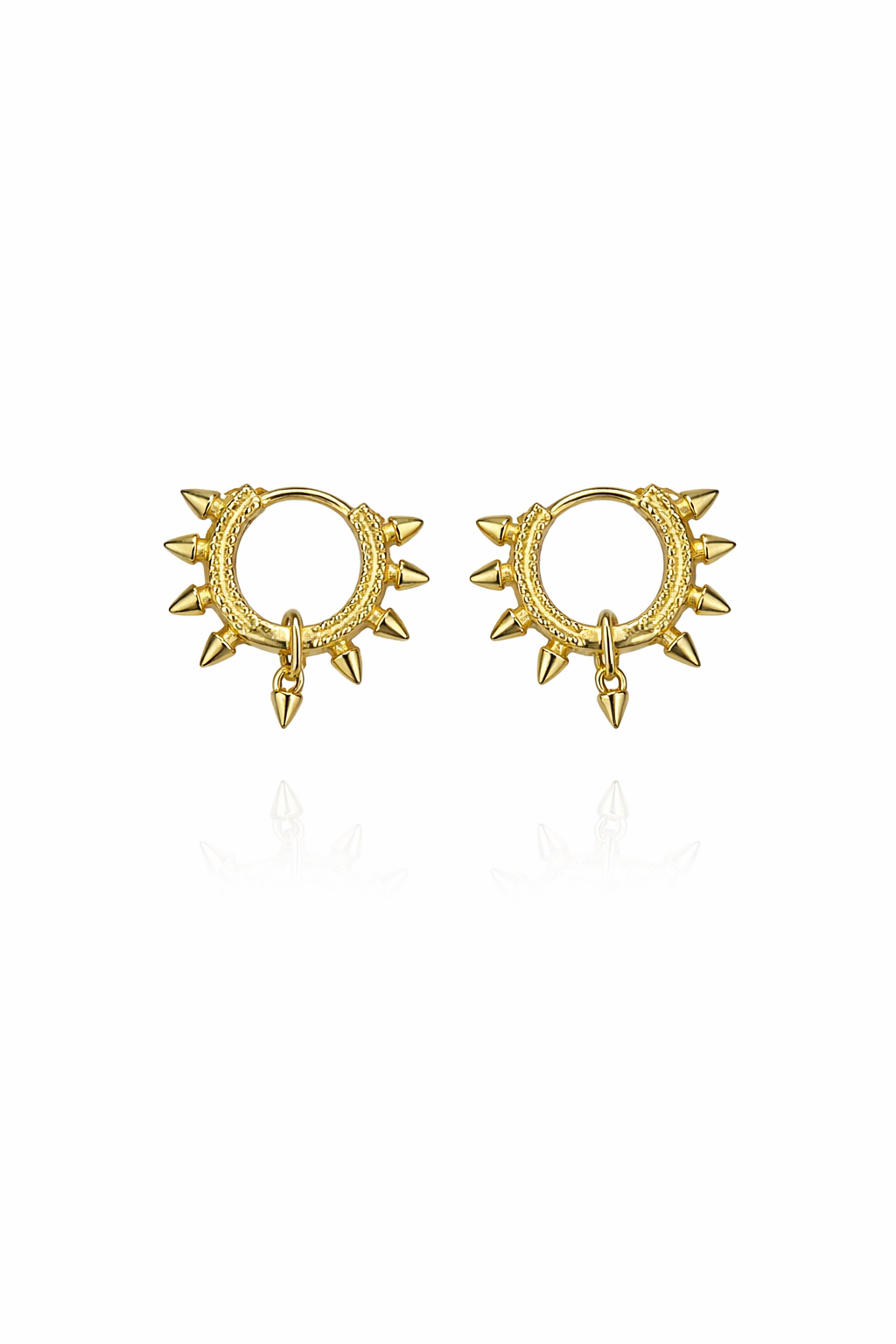Çivi Detaylı Gold Halka Küpe | New Collection