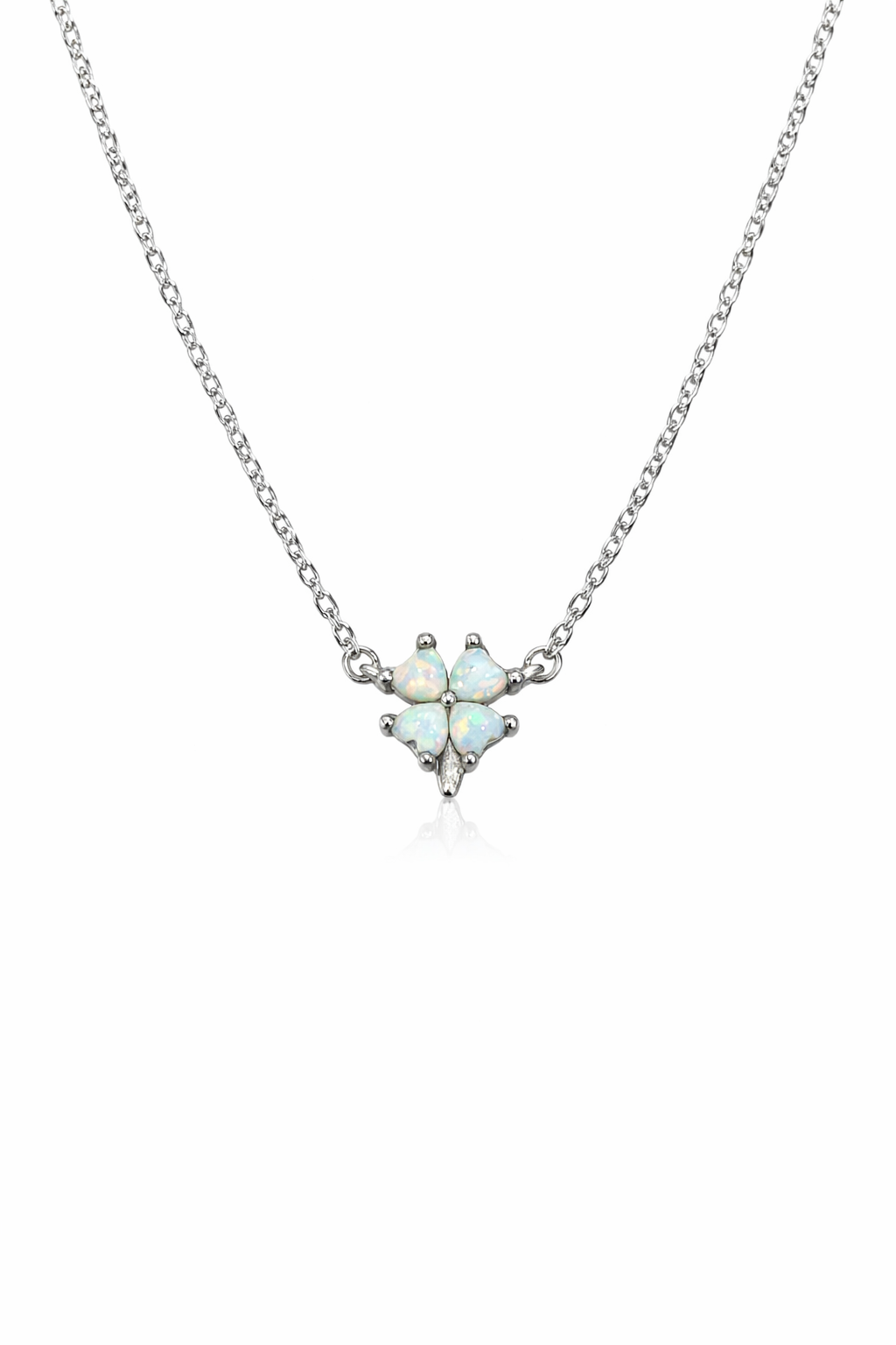 Beyaz Opal Taşlı Silver Yonca Kolye